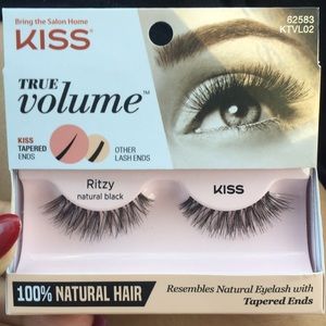 KISS true Volume false eyelashes